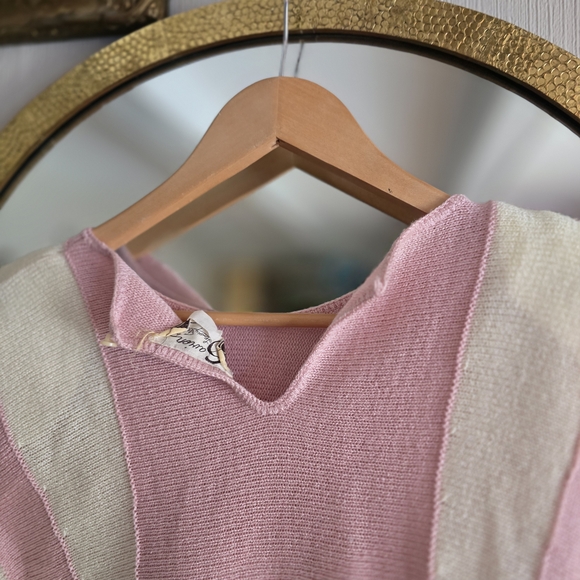 Vintage Pink and Cream Women's Sweater Size 16 Fits Like A Large - Picture 4 of 6